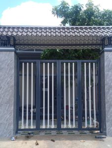Mẫu cửa cổng sắt hộp hiện đại 4 cánh đẹp